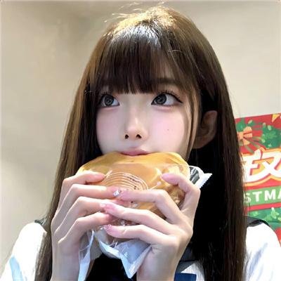 蒙娜丽莎与血月亮